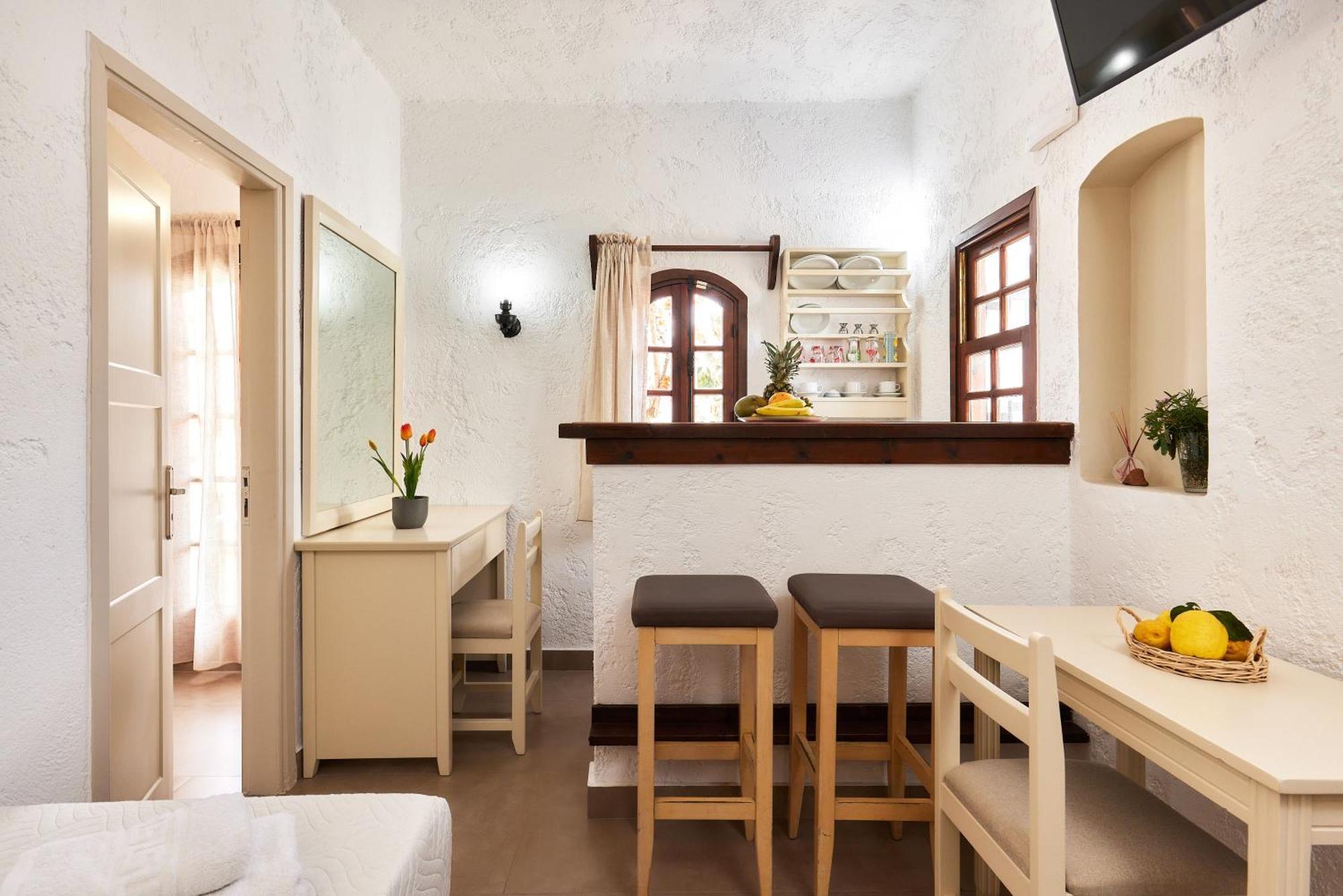 Mila Malia Studios Hotel المظهر الخارجي الصورة